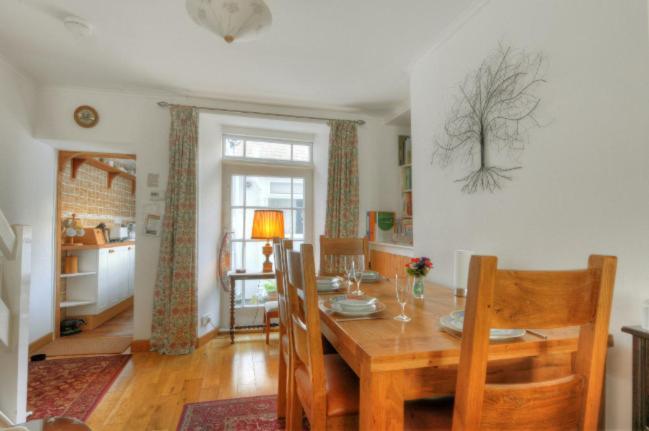 Windwhistle Villa Лайм Риджис Екстериор снимка